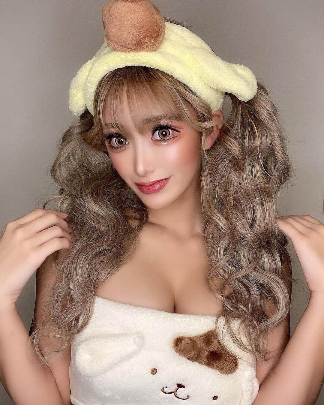りいにゃんのインスタグラム：「#ポムポムプリン #thepink #dancer #小悪魔ageha」