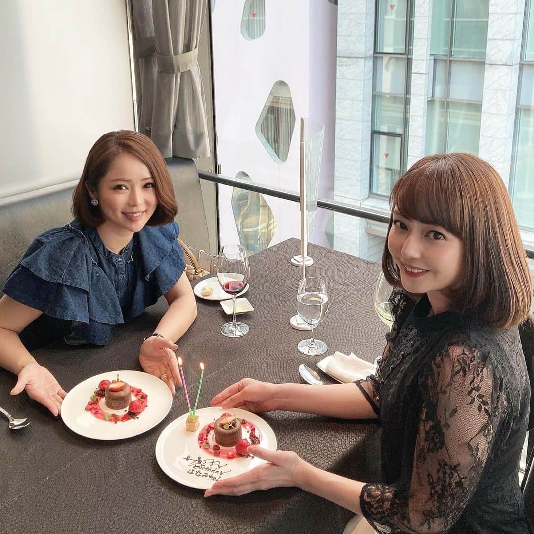 近藤英恵のインスタグラム：「可愛いお嬢さんとランチして、それはそれは楽しかった日🍴🙌❣️  #後輩 の#戸室キャスト #🍴#🥂#可愛くて#賢い#こりゃ頼もしい#🍷#🙌#🤗#楽しい時間#私 は#年々#おじさんの感覚になってゆきます#この現象に名前ありますか#❓」
