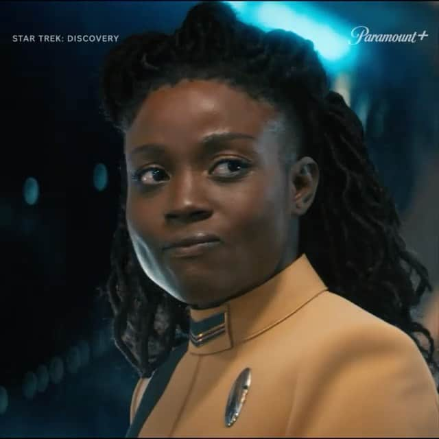 ソネクア・マーティン＝グリーンのインスタグラム：「Hey hey, for those who could watch, I hope you enjoyed the mid-season premiere of #startrekdiscovery yesterday. Let’s talk about it, I’ll be live later today from 5:30p PST to 6p. And honestly I’m excited to big up the magnificent Oyin Oladejo and her stellar performance as Commander Owosekun during this here #blackhistorymonth too. 😉🖤 See you soon…! 🖖🏽#startrekdiscovery #letsfly」