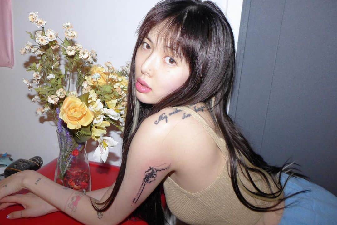 ヒョナ さんのインスタグラム写真 - (ヒョナ Instagram)「📸✨」2月12日 4時12分 - hyunah_aa