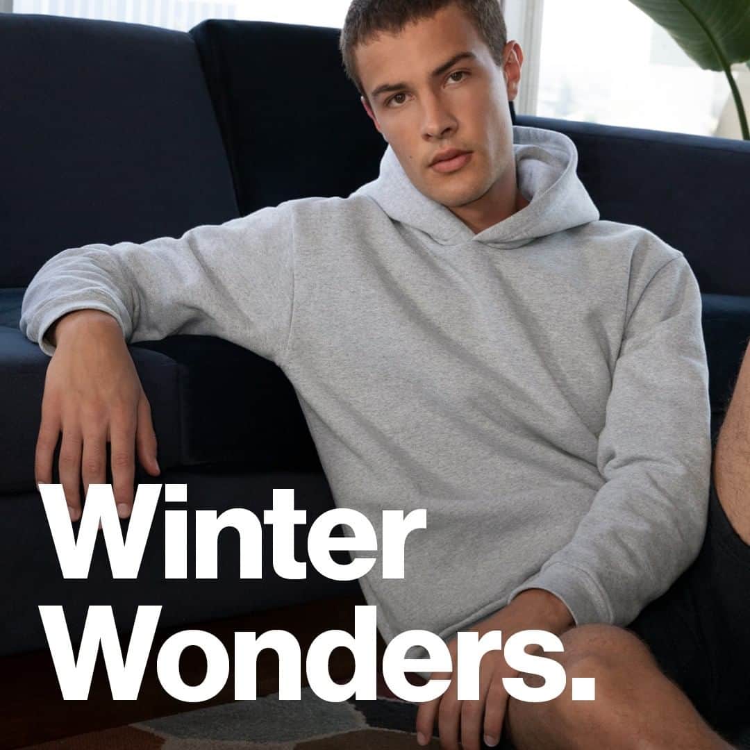 American Apparelのインスタグラム：「When the temperature drops, raise your cold weather fashion game with these classic styles #americanapparel #hotteststyles #winterlooks」