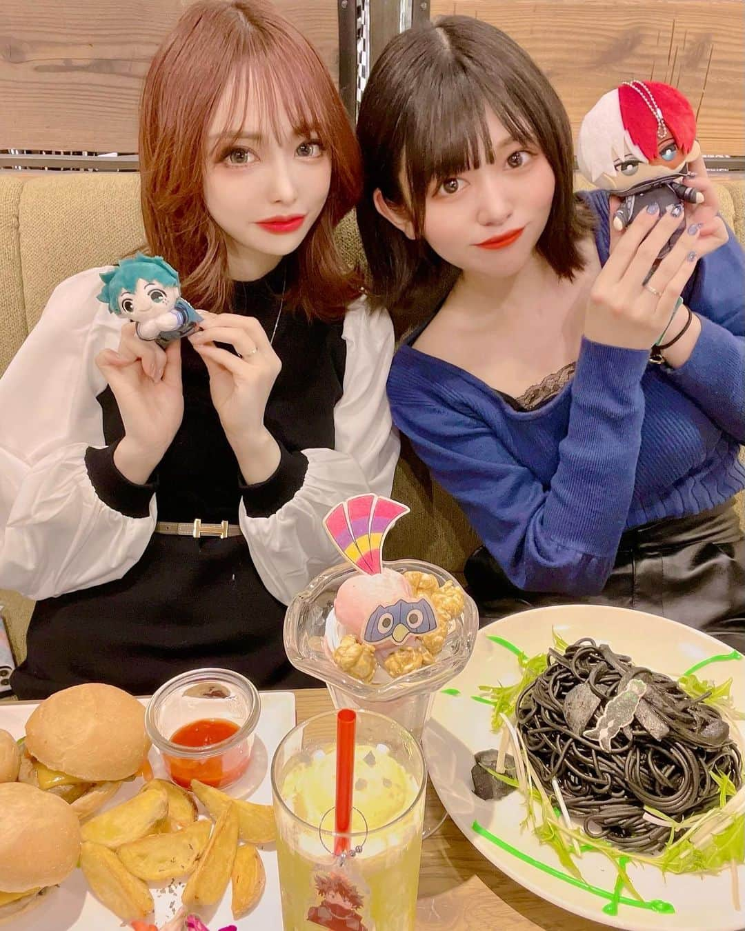 サキ吉さんのインスタグラム写真 - (サキ吉Instagram)「あやみんとヒロアカ×タワーレコードカフェ☕️🍃行ってきた🥰💓 ． 今回はロディもいるから最高🥺💕 グッズもフードも可愛い！❤️ ただ、デクのパスタは早めに食べないと固まる＋お歯黒注意！🤣⚠️www ． 久しぶりのヲタ活楽しかった💓 あやみんありがと🥰 ． #僕のヒーローアカデミア #ヒロアカ #myheroacademia  #mha #コラボカフェ #ヒロアカカフェ #タワレコカフェ  #タワーレコード #ヲタ活」2月12日 10時55分 - sakikichi1201