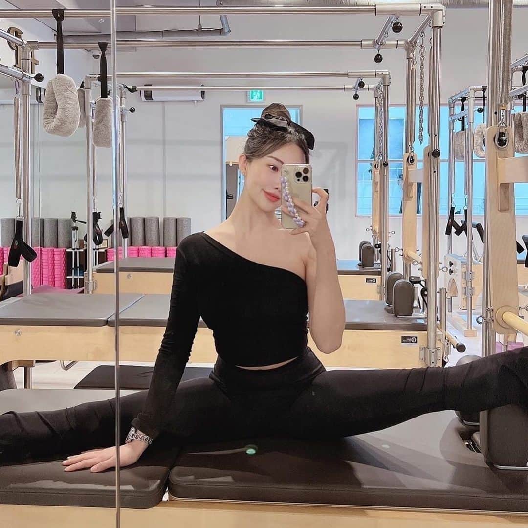 BodyON Koreaさんのインスタグラム写真 - (BodyON KoreaInstagram)「🔥생각과 삶이 멋진 #운동 피플들을 바디온코리아는 응원합니다! | | wow @haeum_ssi 👍😎💕 | | 🍀자신 or 주변 지인 중에 짐패션 핫피플 계시면 DM 보내주세요📩 | | #데일리 #셀피 #거울샷 #바디체크 #운동복 #bodycheck #fitnessgirl #seoul #girl #korean #selfie #ootd #koreangirl」2月12日 12時07分 - bodyonkorea