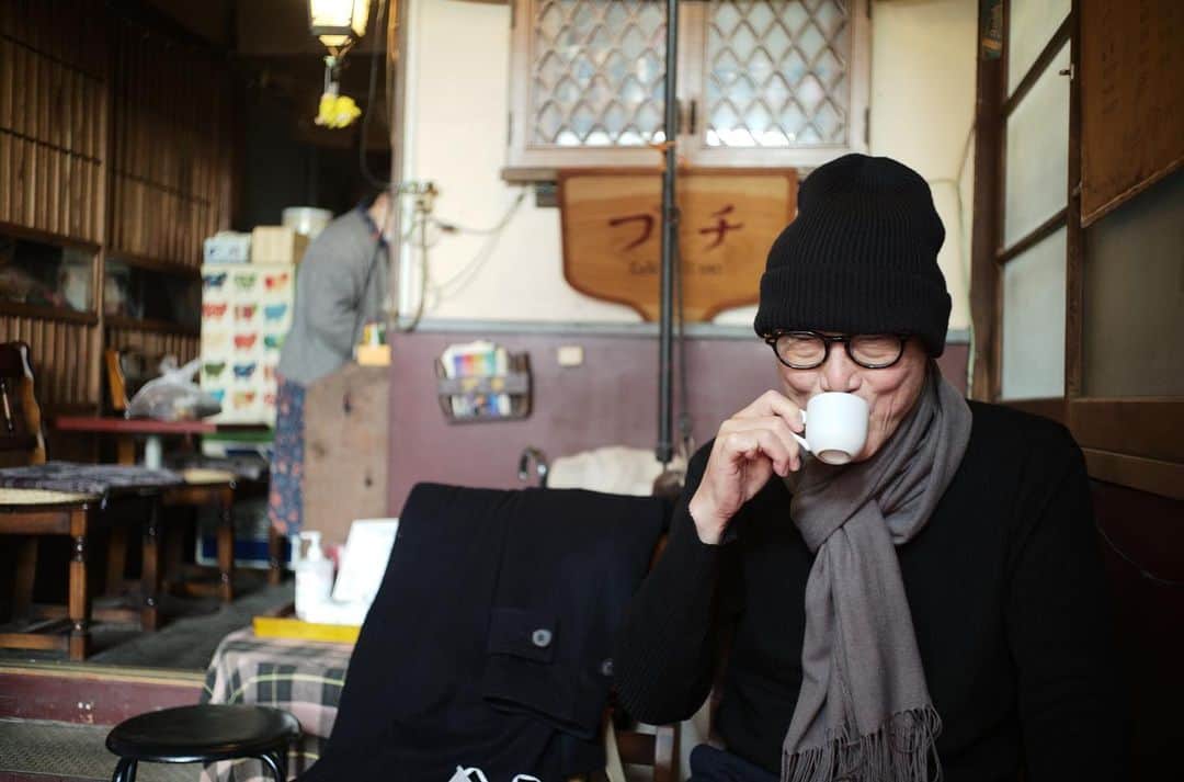 佐野史郎のインスタグラム：「古い喫茶店でひと休み☕️」