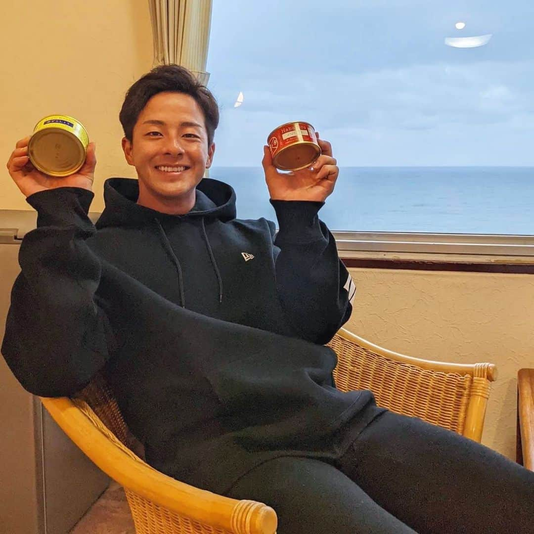 湯浅大さんのインスタグラム写真 - (湯浅大Instagram)「元木ヘッドからサバ缶いただきました^_^ ありがとうございます😊 美味しくいただきます😋」2月12日 17時53分 - dai.1.24