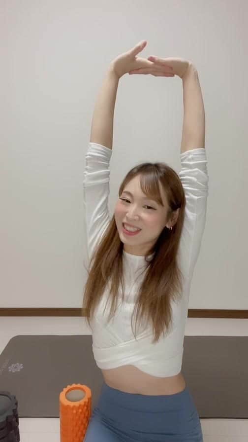さやピラのインスタグラム：「2月12日ストレッチピラティス 【2月17日Amaz0n先行予約スタート】 背伸びするだけでヤセボディ☀️」