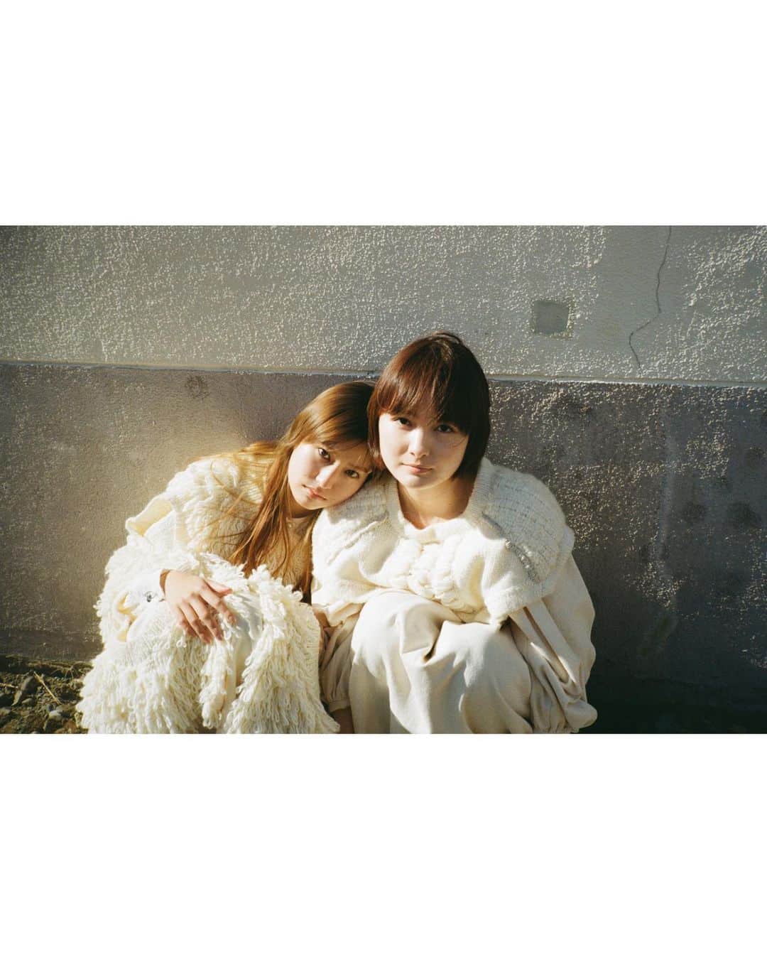 のインスタグラム：「＊ ep.1  * * photo&styling @sugiura.yu  hair&make-up @fuseya_yoko   @naokitomizuka_official  @motohirotanji.knit  @united_tokyo   #ワカツネ　#wakatsune」