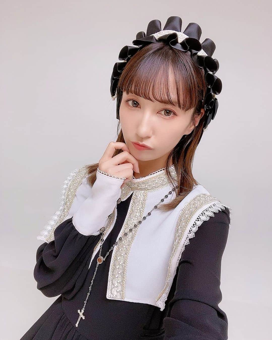 平原ゆかのインスタグラム：「「赤の女王」ミッシェル   #コスプレ  #赤の女王2022  #ミッシェル  #舞台  #女優  #修道女  #メイド  #ロリータ  #シスター」