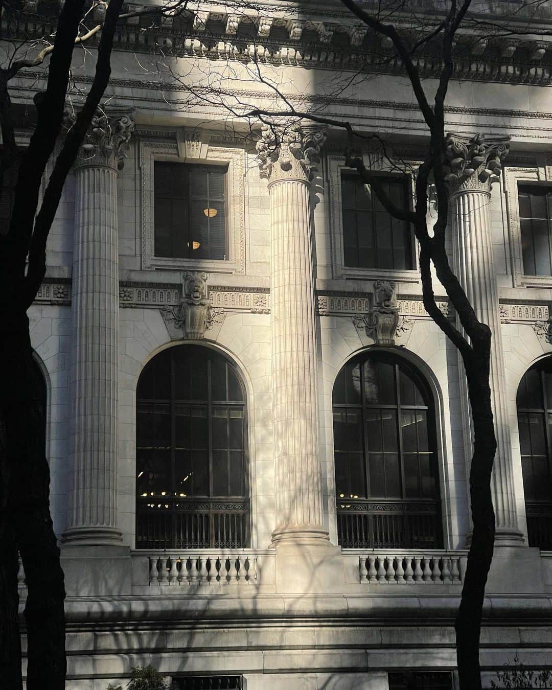 ユーリ・ポドラドチコフのインスタグラム：「It means a lot to me! I delivered a work of mine (7/10) to the Miriam and Ira D. Wallach Division of Art, Prints & Photographs @nyplart on thursday. It is such an honor to be among artists I admire so dearly!」