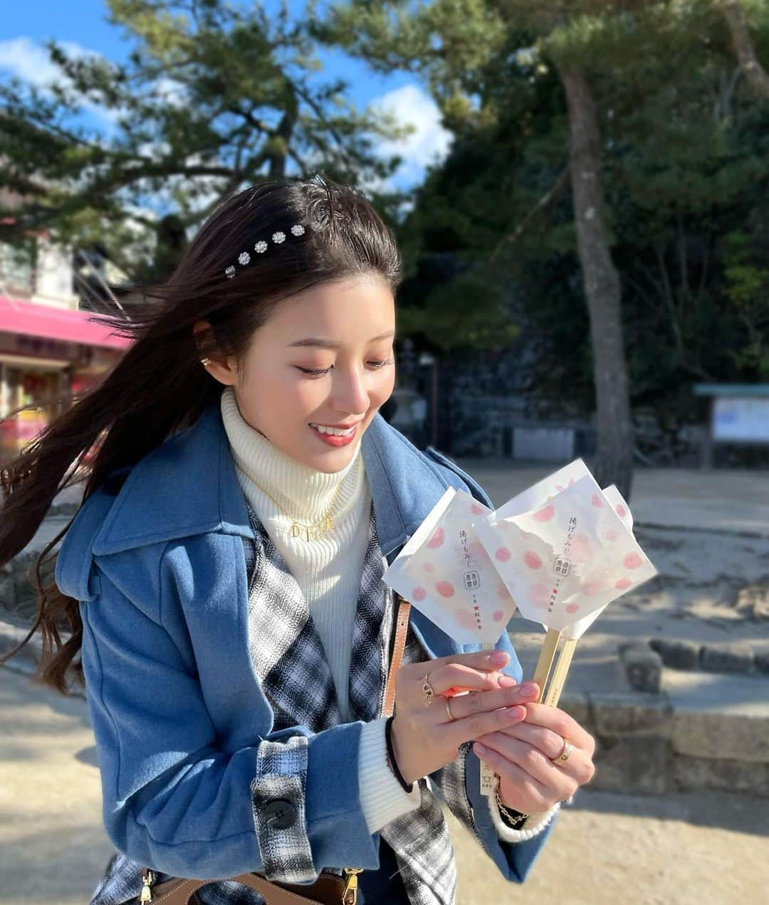 月野有菜さんのインスタグラム写真 - (月野有菜Instagram)「揚げもみじ🍁  あっつあつで美味しかった~♡」2月13日 19時44分 - yuna_tsukino920