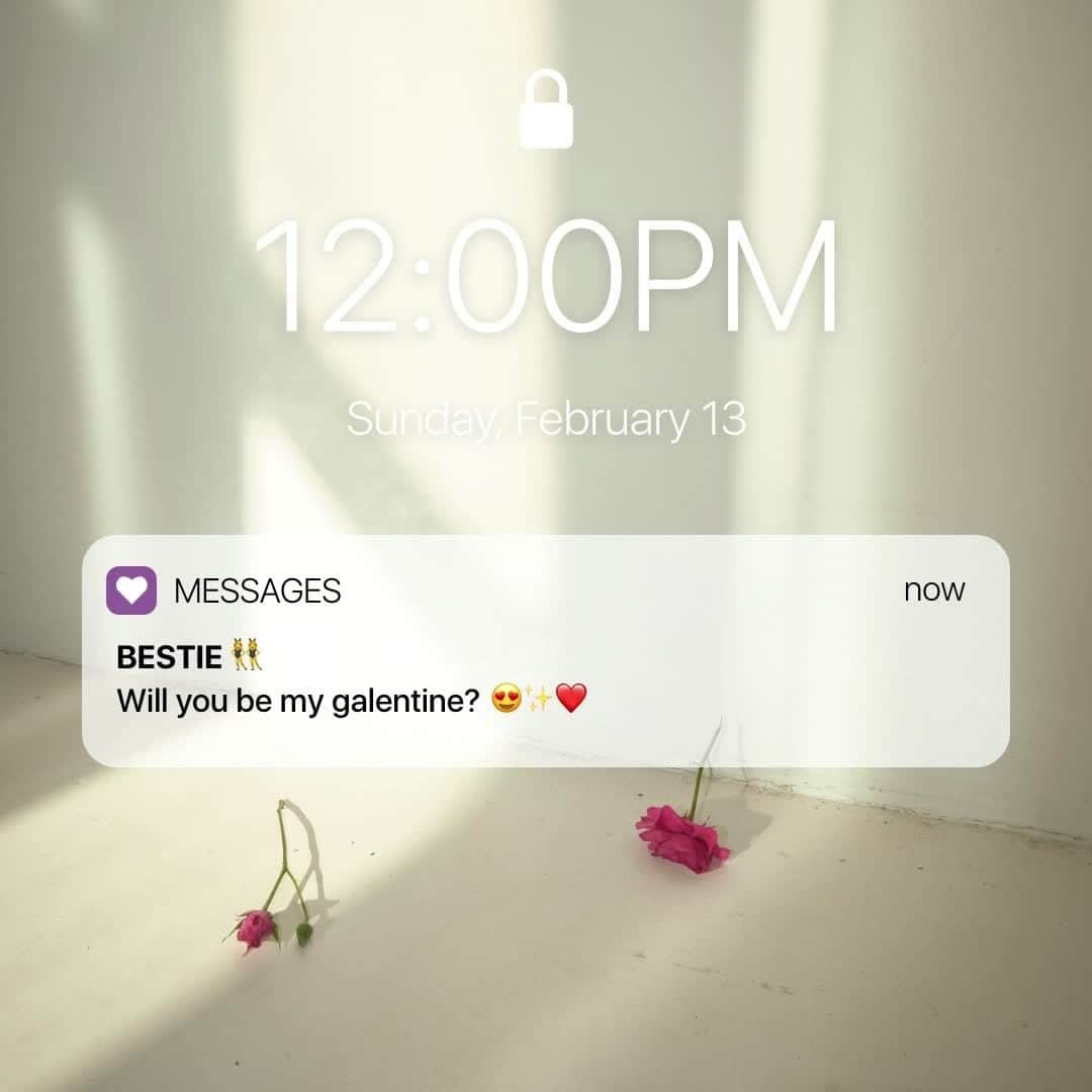 エアロポステールのインスタグラム：「Text your bestie 📲 We’re so game for Galentine’s Day #ShareAero」