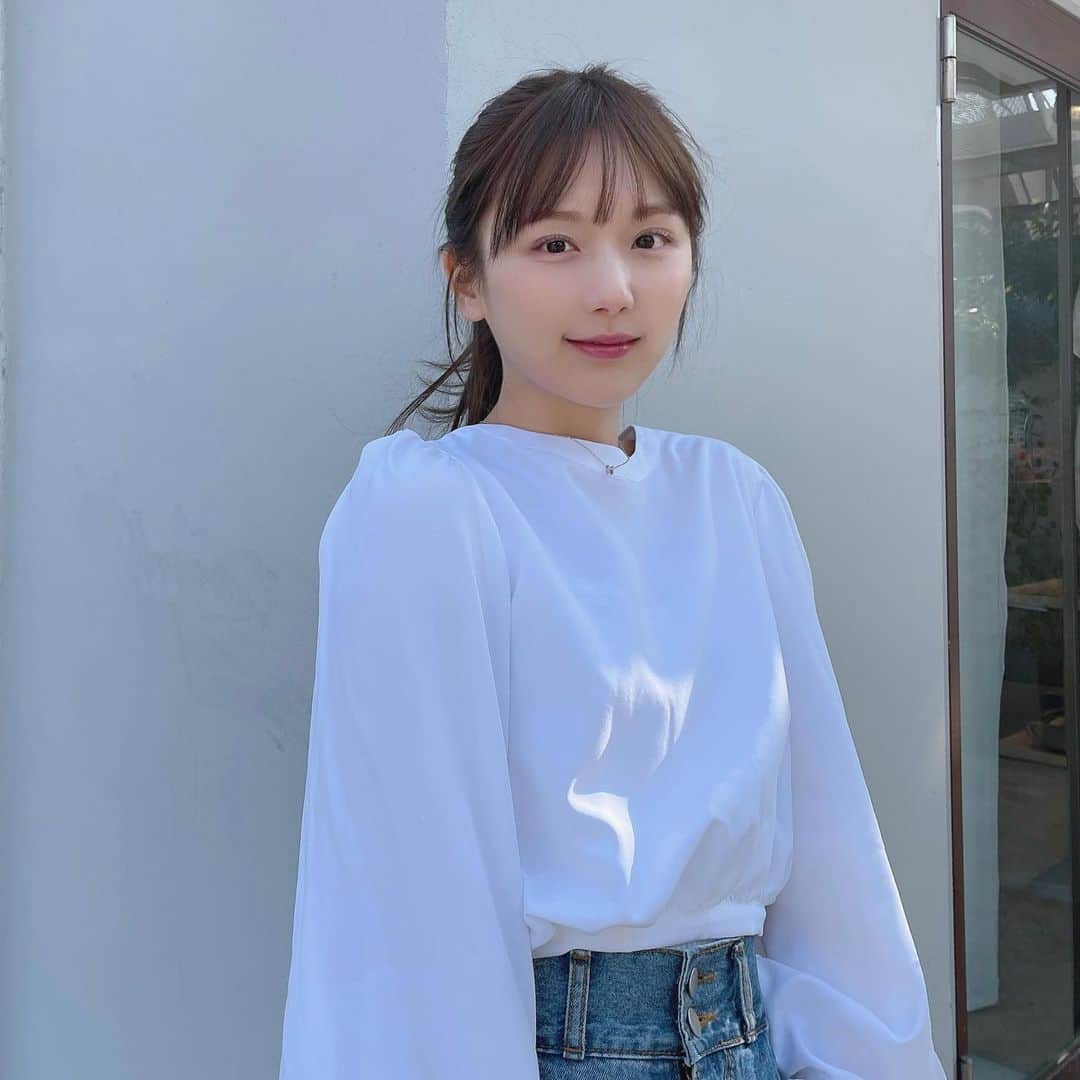 ひよんのインスタグラム：「👸💓  Happy Valentine🍫🧸💓　 素敵なバレンタインをすごしてね🥰  9unq(クアンク)からも今日21時から スペシャルなバレンタインギフト発売するよ❤️ 👉 @9unq.official チェックしてみてね❣️  #バレンタイン #valentine #happyvalentinesday」