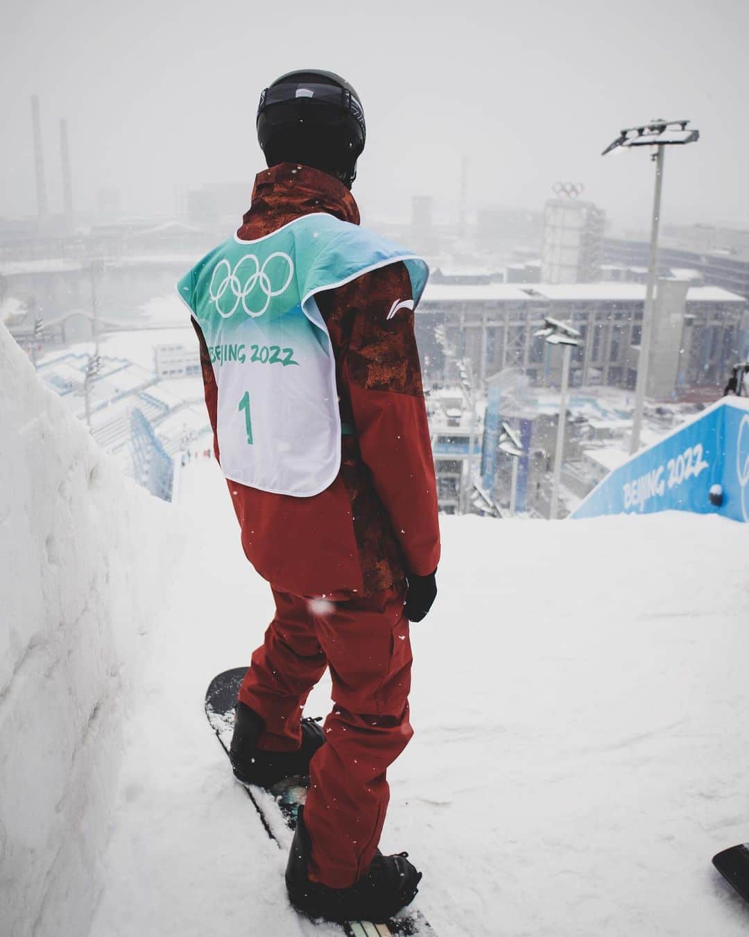 マックス・パロットさんのインスタグラム写真 - (マックス・パロットInstagram)「Lesss goooo 🔥  photo:@chriswitwicki  #snowboarding #olympics」2月14日 10時18分 - maxparrot