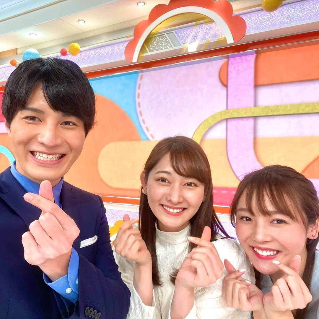 テレビ朝日「グッド！モーニング」さんのインスタグラム写真 - (テレビ朝日「グッド！モーニング」Instagram)「今日は2月14日！ ハッピーバレンタイン🍫  今日も良い1日をお過ごしください☀️  #きゅんです   #バレンタイン #ハッピーバレンタイン #グッドモーニング #テレビ朝日 #テレ朝 #佐々木一真 #森山みなみ #森千晴 #テレビ朝日アナウンサー #アナウンサー　 #centforce #セントフォース」2月14日 10時20分 - good_morning_ex