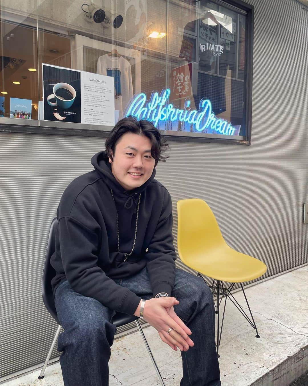 のインスタグラム：「PRIVATE TOKYO 福岡4days POPUP ご来場いただいたお客様、本当にありがとうございました！ 感染拡大防止対策をしながらもこんな僕らを迎えてくださった　@popup_fukuoka の皆様本当にありがとうございました！  まだまだ進化をし続けます！ 僕もPRIVATETOKYOとともに成長できるように頑張ります✊🏻  今回一緒に参加してくださった @special_delivery_crew  @bamfrankry @cotaroishii  @california_dream_cbd  関係者の皆様も最高のメンバーで楽しかったです！！  何よりご来場いただいた皆様本当にありがとうございました！！ また会いましょう！！ ありがとうございました✨  #PRIVATETOKYO #PRIVATEPARIS #近藤廉」