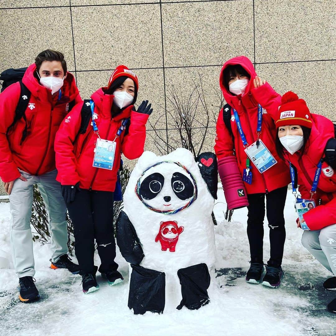 ジェームス・ダグラス・リンドさんのインスタグラム写真 - (ジェームス・ダグラス・リンドInstagram)「Enjoying the snow at the Olympic Village #curling」2月14日 14時04分 - j.d.lind