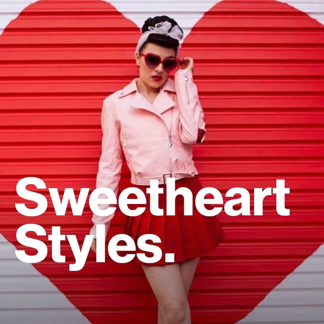 American Apparelのインスタグラム：「Nothing says Valentine’s Day like the color of passion. #AA #valentinesday2022 #fashion」