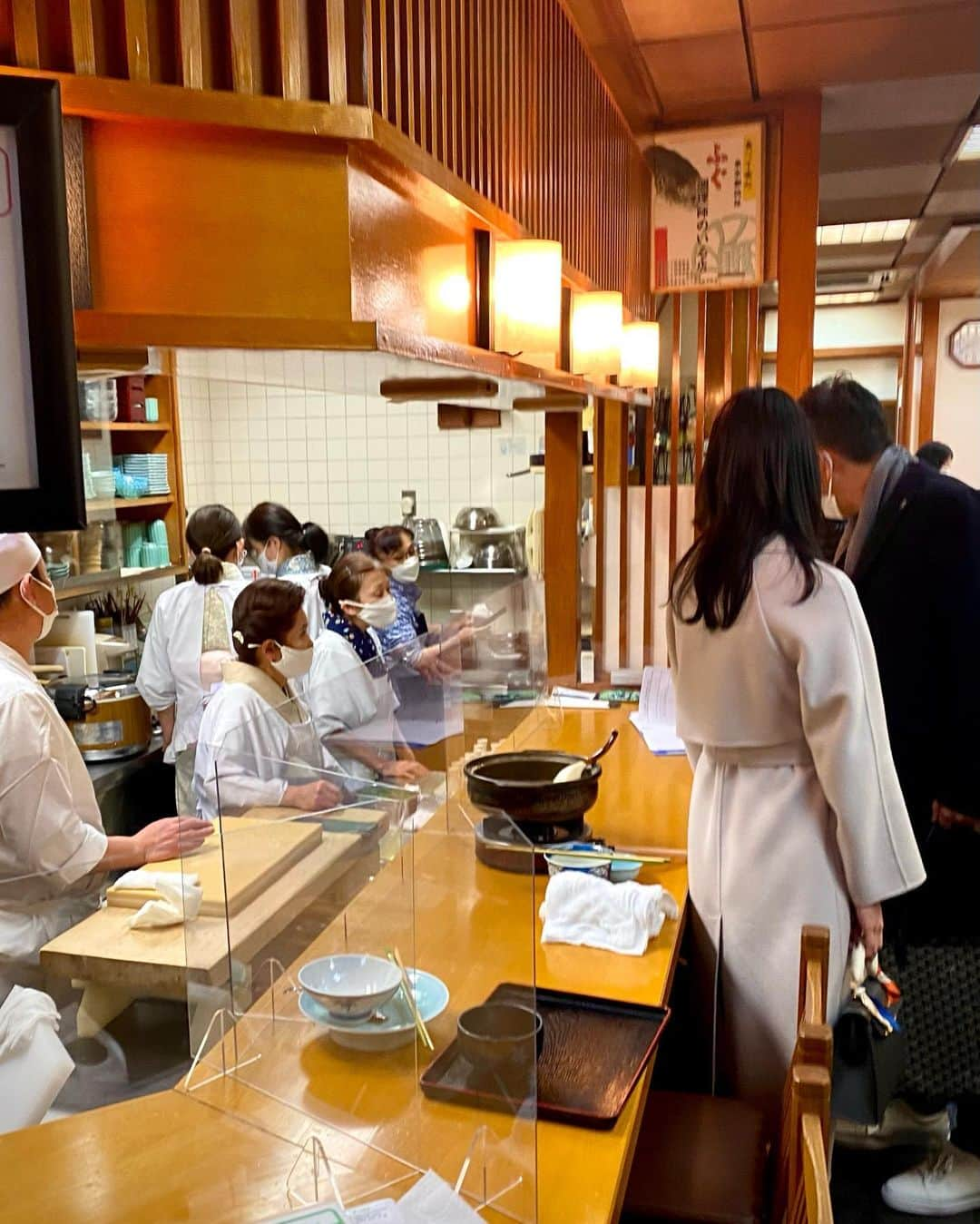 箕輪玖美さんのインスタグラム写真 - (箕輪玖美Instagram)「河豚 牧野🐡🍽  河豚の会にお誘い頂きました😊 上野にある有名店だそう✨  久々の河豚、堪能💕  #ふぐ #ふく #牧野 #河豚料理 #てっさ #美味しいもの #毛蟹 #上野グルメ #gourmet  #japanesefood #instagourmet #美味しい物好きな人と繋がりたい #食いしん坊 #グルメ #アラフィフ #モデル #箕輪玖美」1月22日 7時38分 - kumi.111