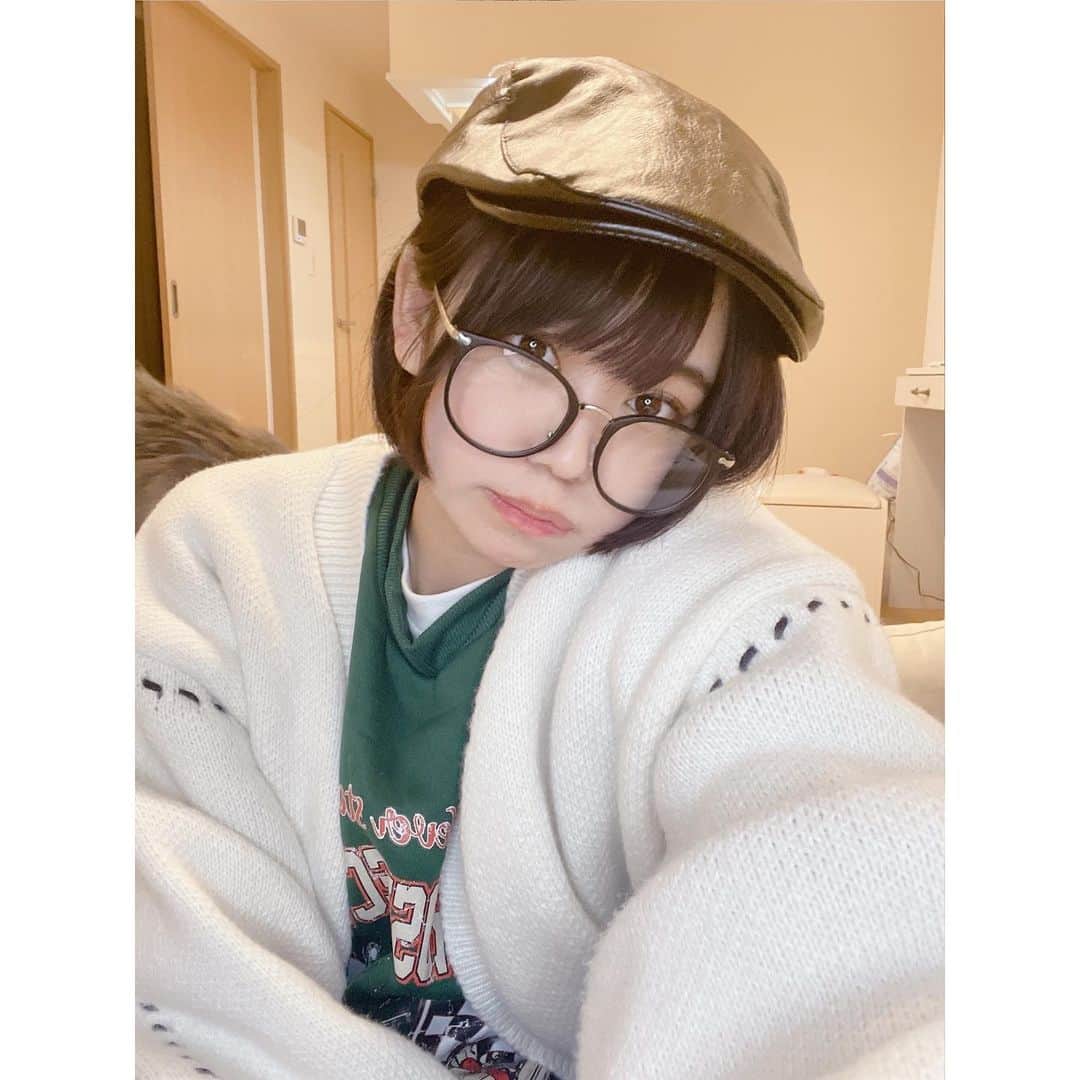のインスタグラム：「みんなが好きじゃなさそうな感じのファッション✌️」