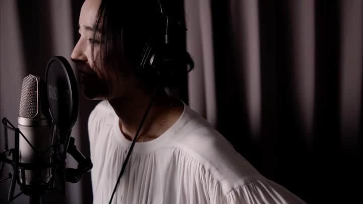 紺野千春のインスタグラム：「solo.trial マイペースではありますが 試行錯誤しながら... 完成しましたら是非聴いてやってください🤲🏻 #vocal#solovocal#soloproject  #music #shade  special thanks @masayukinakazato」