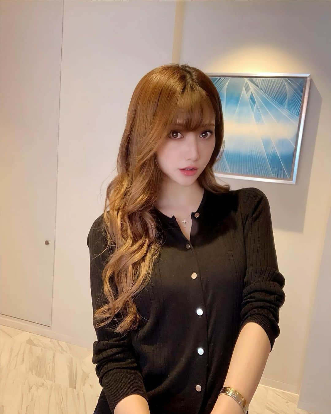 加賀美早紀のインスタグラム：「年明けてますねー 今年も宜しくねー💛」