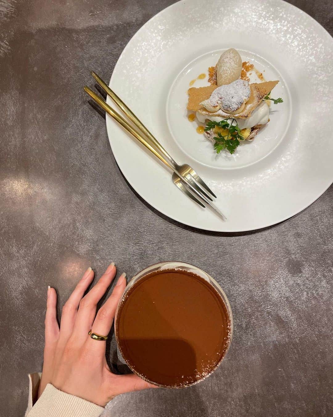 佐野友妃子さんのインスタグラム写真 - (佐野友妃子Instagram)「Tiramisuuuu😮‍💨🤍🤍🤍」1月22日 17時30分 - yukikosano1111