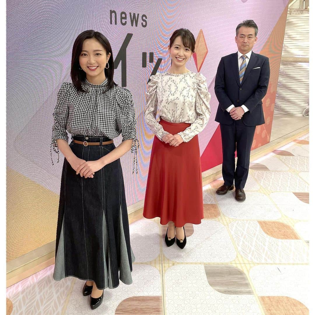 フジテレビ「プライムニュース イブニング」さんのインスタグラム写真 - (フジテレビ「プライムニュース イブニング」Instagram)「コロナの感染の勢いが止まりません。 全国ではついに5万人超。 そして、寒い日もつづきます。 いつも以上に、体調に気を配ってお過ごしください。 ⁡ 内田嶺衣奈 #EPOCA @epoca_official ⁡ 佐久間みなみ #AndCouture @and.couture #お世話や @osewaya_official ⁡ #内田嶺衣奈 @reina.uchida #奥寺健 @fujitv_announcer #永尾亜子 @ako_nagao #佐久間みなみ @sakuma_minami #フジテレビ #アナウンサー #ニュース」1月22日 18時23分 - livenews_it