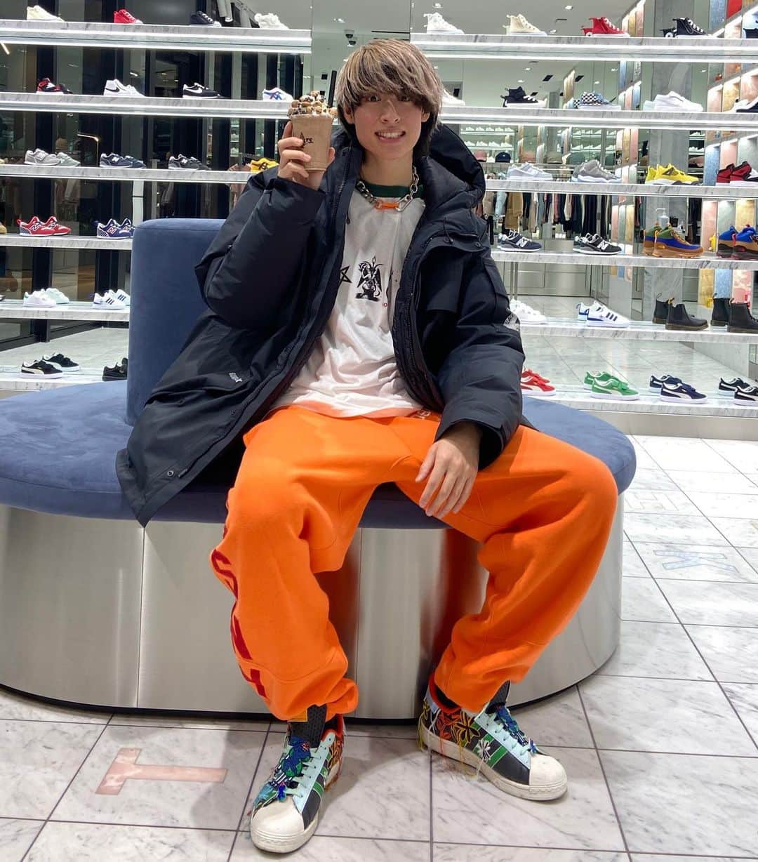 トゥイのインスタグラム：「アイスうまいよね〜 @kithtreatstokyo」