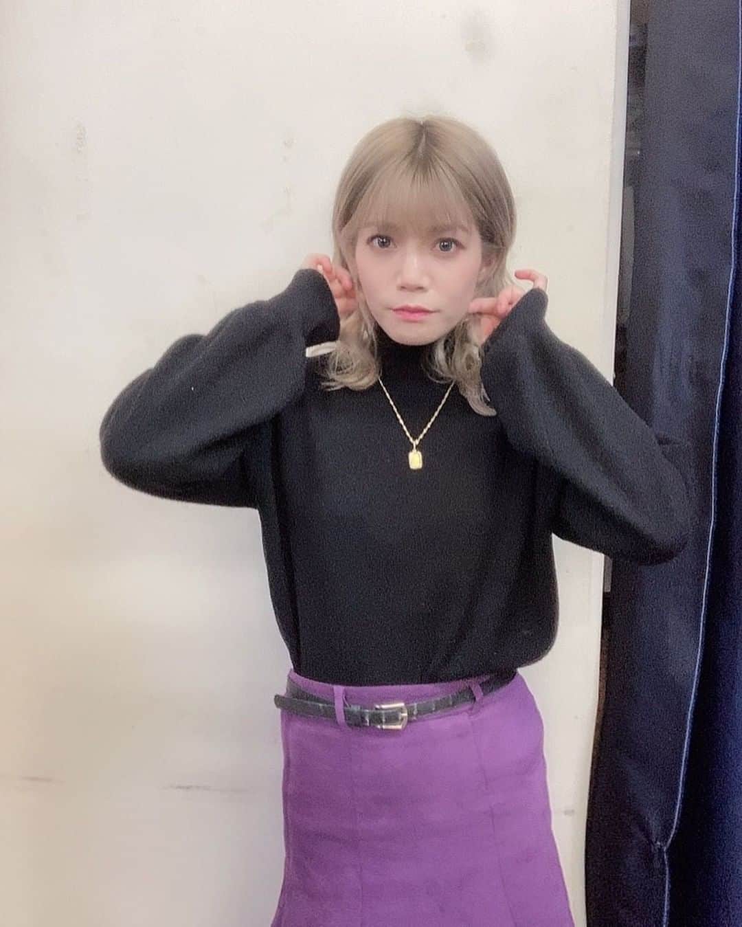 菜月アイルさんのインスタグラム写真 - (菜月アイルInstagram)「ママのネックレスがワンポイントになってかわいー😙❤️❤️❤️」1月22日 21時39分 - nazuki_airu