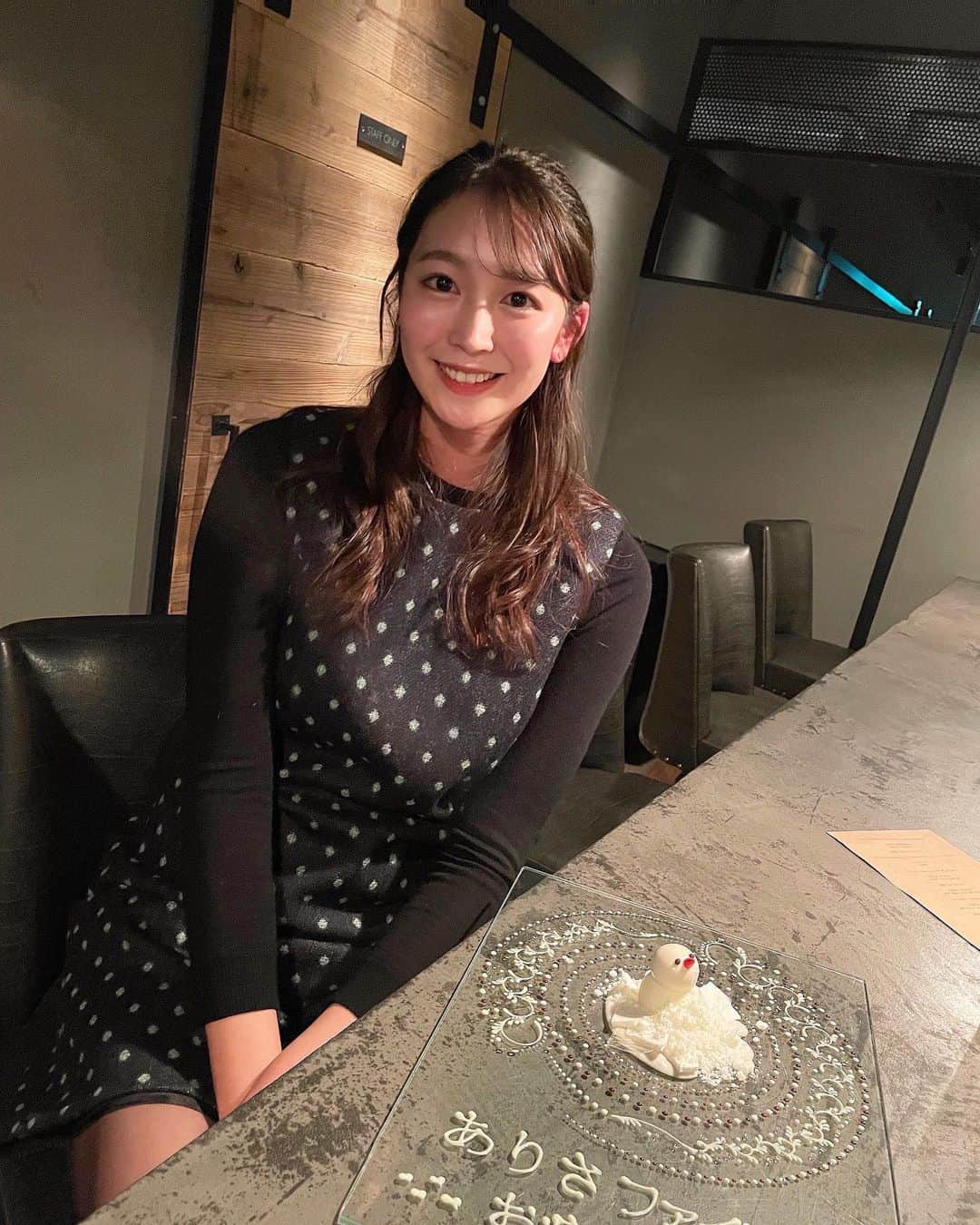 高階亜理沙さんのインスタグラム写真 - (高階亜理沙Instagram)「・ 少し前ですが中高のお友達とご飯した時！ お疲れ様と出してくれた プレートがかわいすぎてびっくりしました☃️💕」1月22日 21時54分 - arisa_takashina