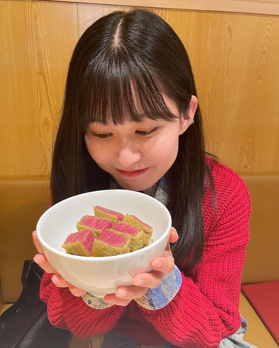 未梨一花さんのインスタグラム写真 - (未梨一花Instagram)「先週🥩   定期的に会っている焼肉好きな友人達と 浅草の新店、#焼肉木村 さんへ   お肉はもちろん逸品や〆のスープまで 何を食べても美味しくて 撮影前なのに全く我慢できませんでした🐽 (載せきれないけどこの他にもかなり食べました   居心地も最高でリピート確定◎ たぶん1人でも行きます←   @yakiniku.kimura さん ありがとうございました！ ご馳走様でした🙏     #焼肉 #木村 #浅草 #つくばエクスプレス #田原町 #銀座線 #都内 #焼肉屋 #新店」1月22日 22時08分 - 1ka__3ri