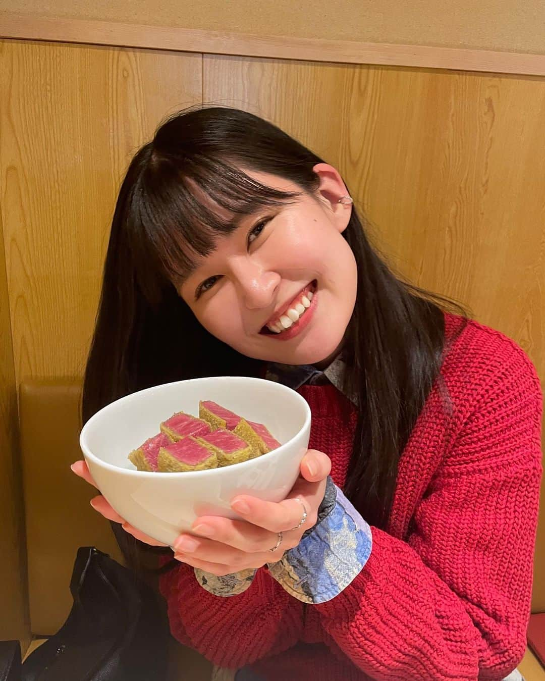 未梨一花さんのインスタグラム写真 - (未梨一花Instagram)「先週🥩   定期的に会っている焼肉好きな友人達と 浅草の新店、#焼肉木村 さんへ   お肉はもちろん逸品や〆のスープまで 何を食べても美味しくて 撮影前なのに全く我慢できませんでした🐽 (載せきれないけどこの他にもかなり食べました   居心地も最高でリピート確定◎ たぶん1人でも行きます←   @yakiniku.kimura さん ありがとうございました！ ご馳走様でした🙏     #焼肉 #木村 #浅草 #つくばエクスプレス #田原町 #銀座線 #都内 #焼肉屋 #新店」1月22日 22時08分 - 1ka__3ri