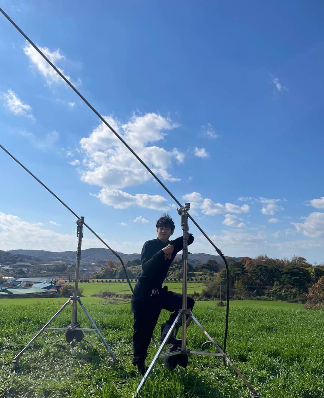 チェ・ウシクのインスタグラム：「🐄🐄🥛🤠」