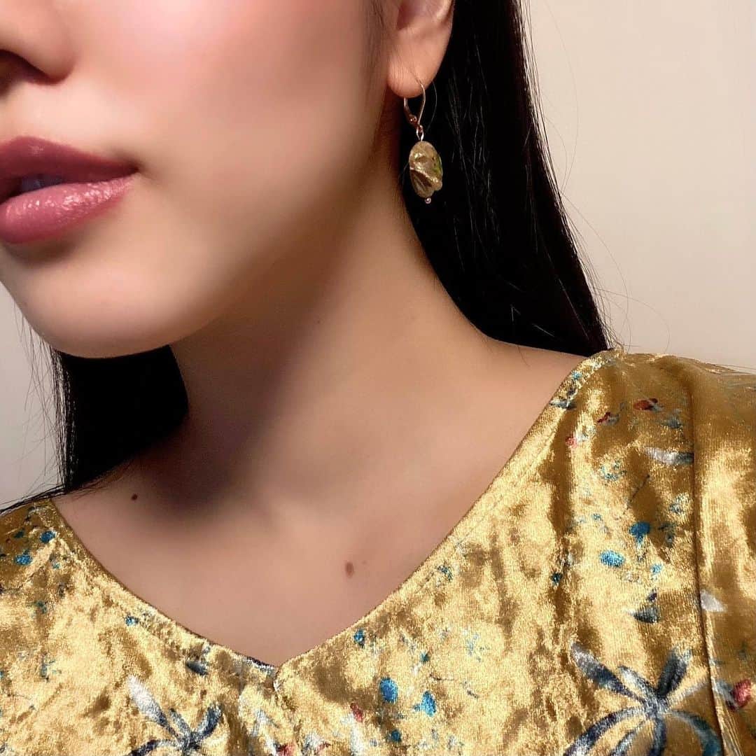 MAYUKIのインスタグラム：「おきにピアス🤍 高級感あるけど日常使いしやすくて好き🥰！ @u_inf1227 . . #ピアス #ハンドメイド #アクセサリー」