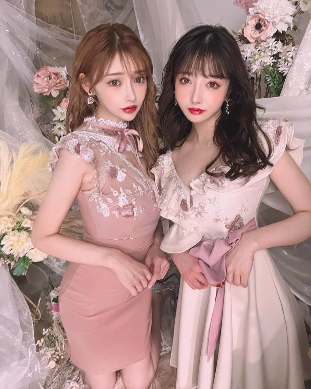 のインスタグラム：「百合です..🌹🤫㊙︎ 会うたびにプレゼントくれる素敵な彼氏🤍 CHANELのニット帽大切にしゅる🥺」