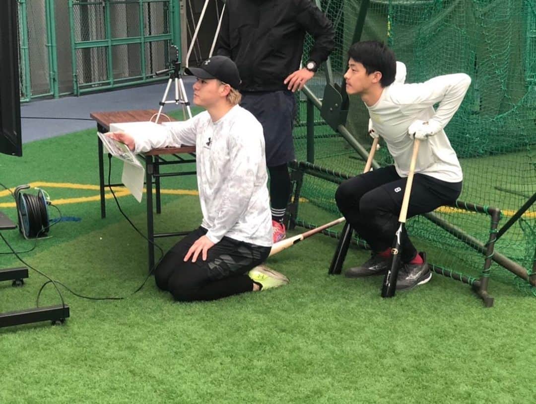 辰己涼介さんのインスタグラム写真 - (辰己涼介Instagram)「あけましておめでとうございます！ 12月27〜29日、1月6日〜21日までの自主トレが終了致しました。 ほんまに多くのサポートがあり例年よりさらに良い自主トレを過ごすことができました！ 2022年は大丈夫打ちまくります！ 本年も応援よろしくお願い致します。  #SEB体育企画 #Arrows体操教室 #がんばろう東北 #能力の解放 #邪気を取っ払え #伊藤裕季也  #武藤敦貴」1月23日 23時50分 - tatsumi1227