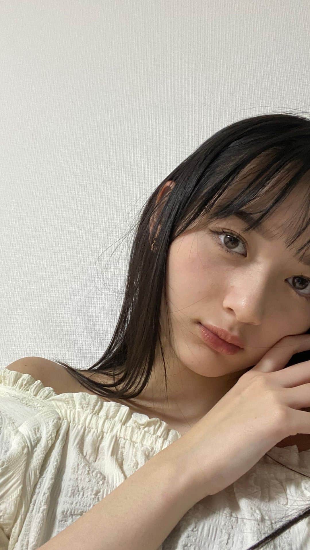 加藤栞のインスタグラム：「…🤍  #05#16#加藤栞#Seventeen#model#fyp」
