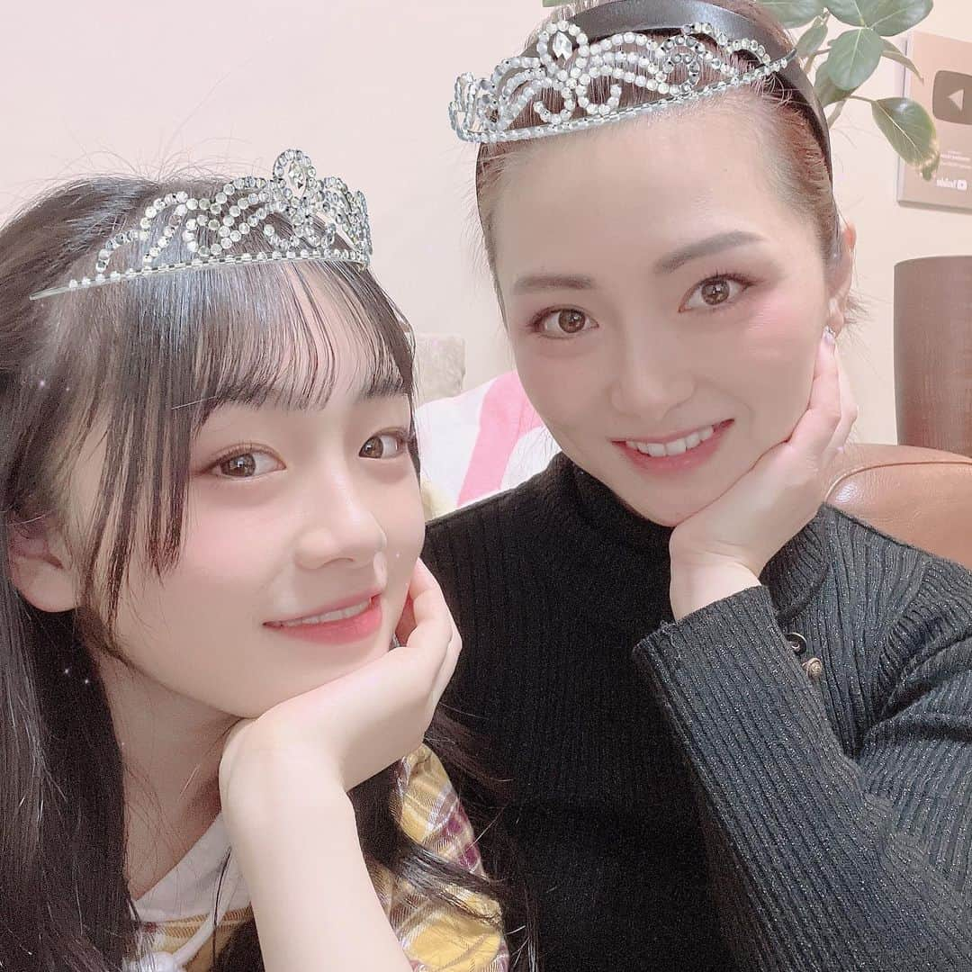 ひまひまチャンネルさんのインスタグラム写真 - (ひまひまチャンネルInstagram)「ママお誕生日おめでとう～♥️！！  ʜᴀᴘᴘʏ ʙɪʀᴛʜᴅᴀʏ  今日はママのお誕生日会をしました🕊🤍  いつもありがとう！ これからもよろしくね！！  素敵な一年になりますように🤍🤍   #ひまひまチャンネル #ひまひま #ママ #お誕生日」1月23日 21時18分 - himahima_channel