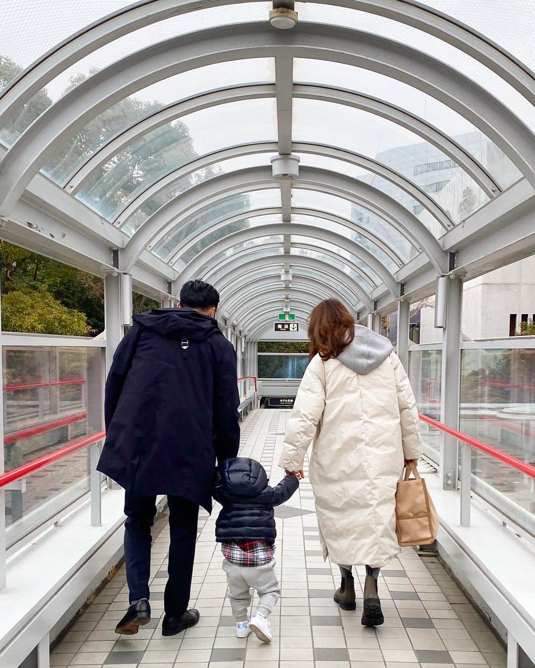 Mai Wakimizuのインスタグラム：「3人家族♡ #1歳6ヶ月#family」