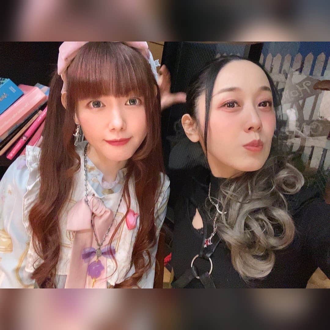 浅川悠さんのインスタグラム写真 - (浅川悠Instagram)「Had a perfect day with Rino Shinomiya(篠宮梨乃), a lolita fashion model💕 ⠀ #twitedwonderland  #TwistedWonderlandCafe  #QpotCafe」1月24日 8時09分 - yuu_asakawa_insta