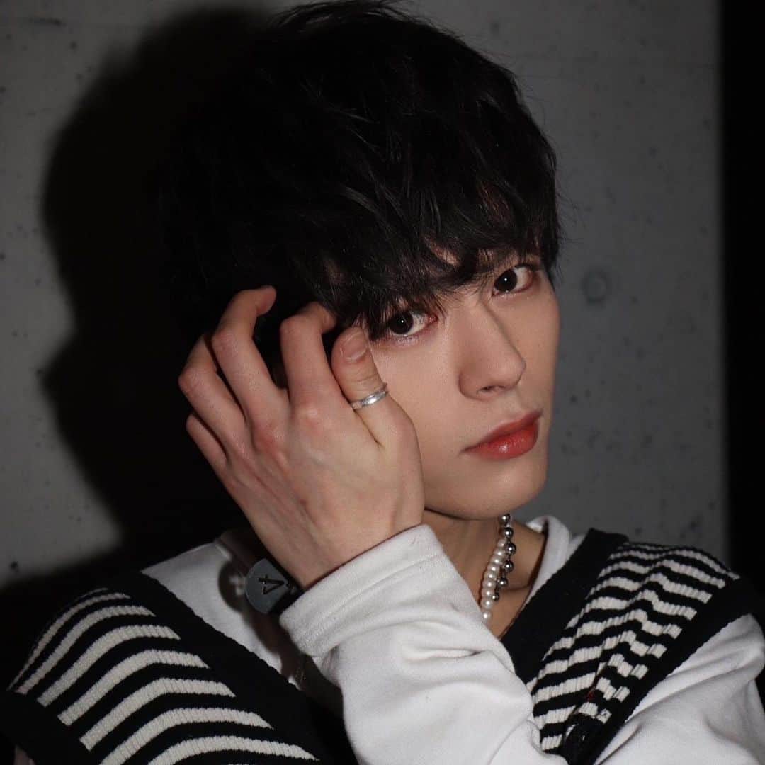 藤堂伊月さんのインスタグラム写真 - (藤堂伊月Instagram)「好きな言葉教えて👂🏻」1月24日 18時53分 - 7min_itsuki