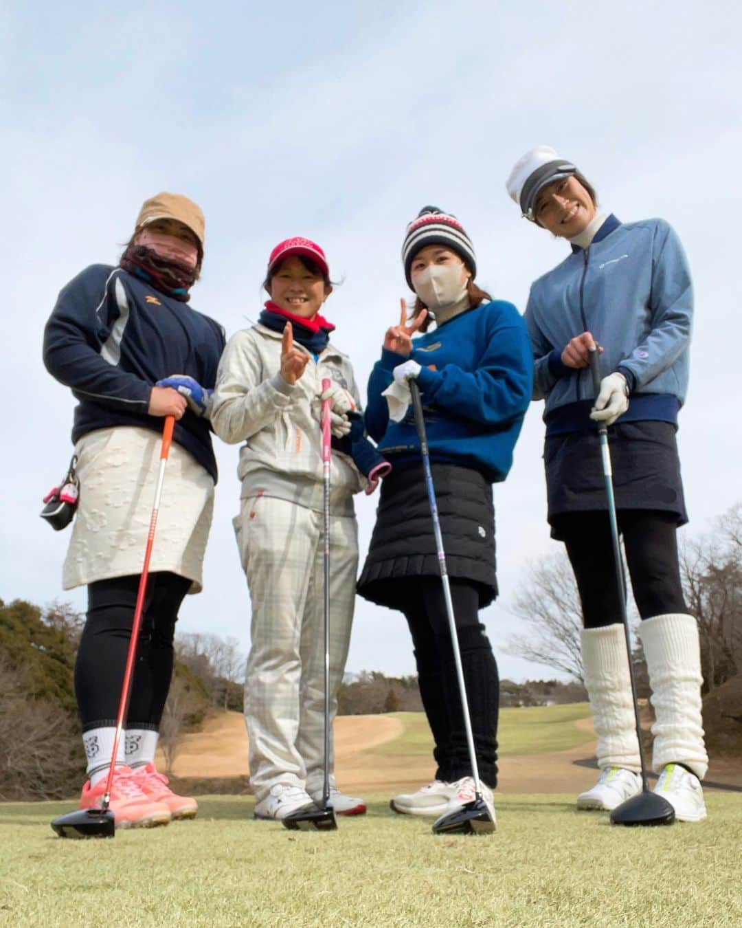 狩野舞子さんのインスタグラム写真 - (狩野舞子Instagram)「・ 楽しいゴルフでした🏌️‍♀️🏌️‍♀️🏌️‍♀️🏌️‍♀️ 体育会系女子のゴルフは掛け声から違う！笑 行動も早い！最高😂 ・ #ゴルフ #golf #ニュー南総ゴルフクラブ #バレーボール #バドミントン #ソフトボール」1月24日 20時41分 - kanochan715