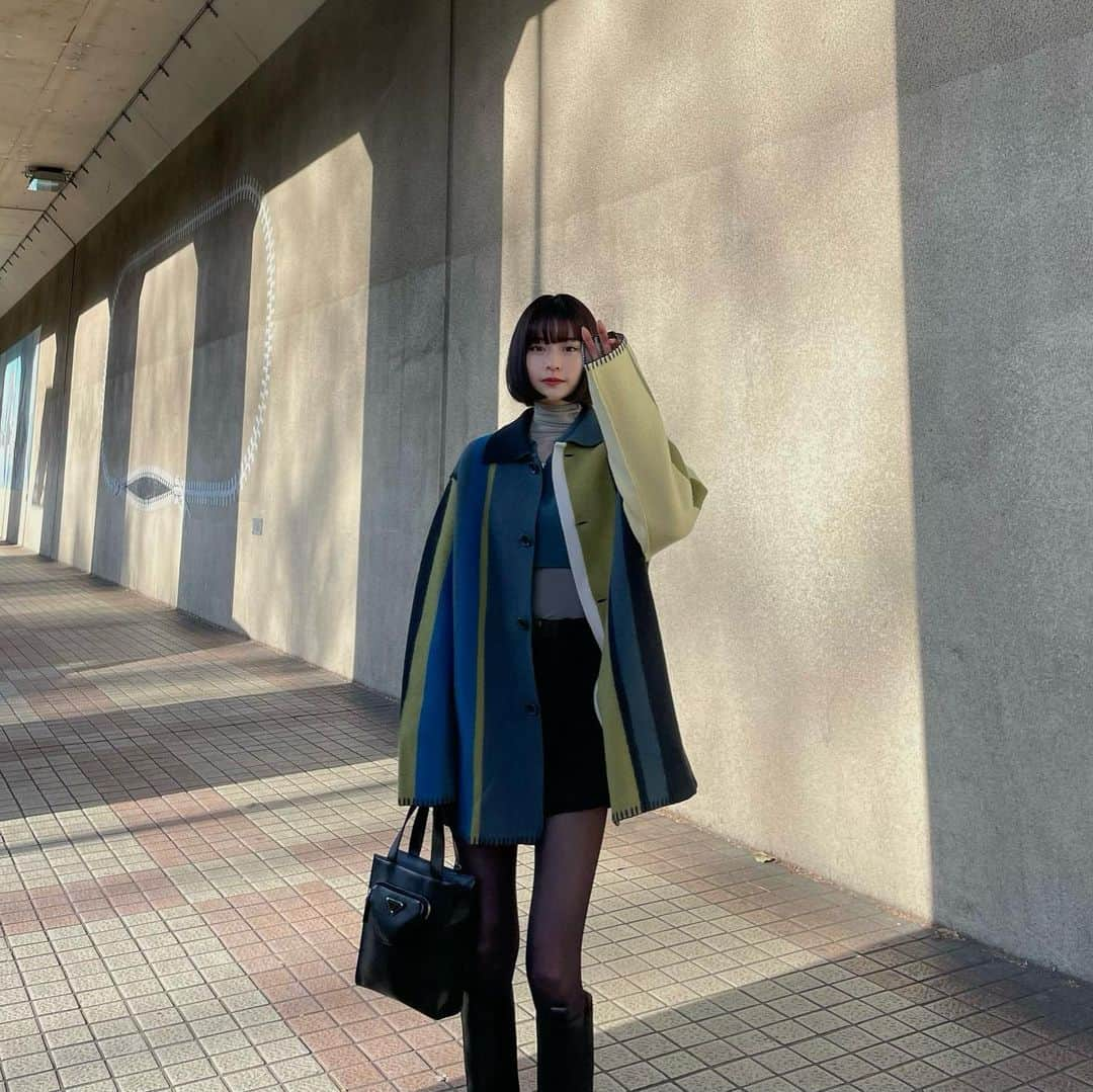 横田ひかるさんのインスタグラム写真 - (横田ひかるInstagram)「🦜☀︎  可愛い~お気に入りの冬服、 YouTube撮影しました! upお楽しみに~✌︎  #ヨコタノシフク」1月24日 21時44分 - _rncn950805