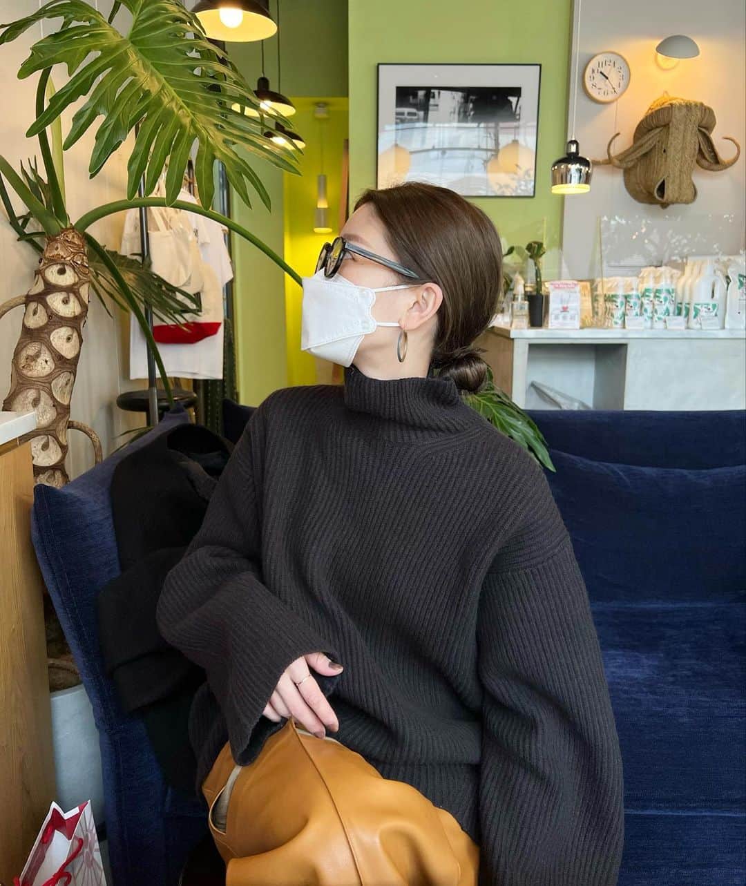 しばたあやなのインスタグラム：「グルテンフリー🤓 今日のヘアアレンジは一年前のあれです(スワイプしてみてね)  #表参道カフェ #8ablish  #milaowen  #irene #urbanresearch  #ミラオーウェン #アイレネ #アーバンリサーチ #グルテンフリースイーツ  #グルテンフリー  #ヘアアレンジ動画」