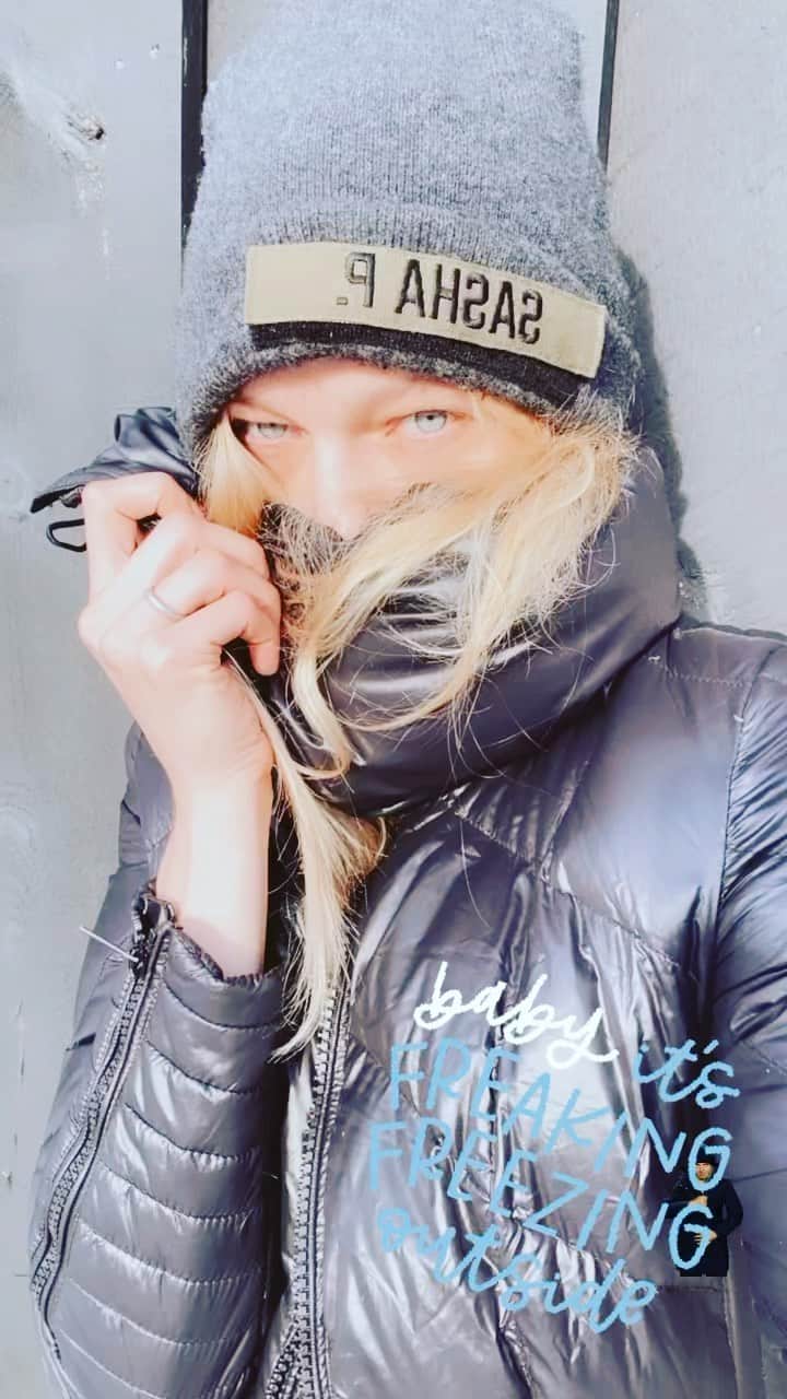 のインスタグラム：「❄️」
