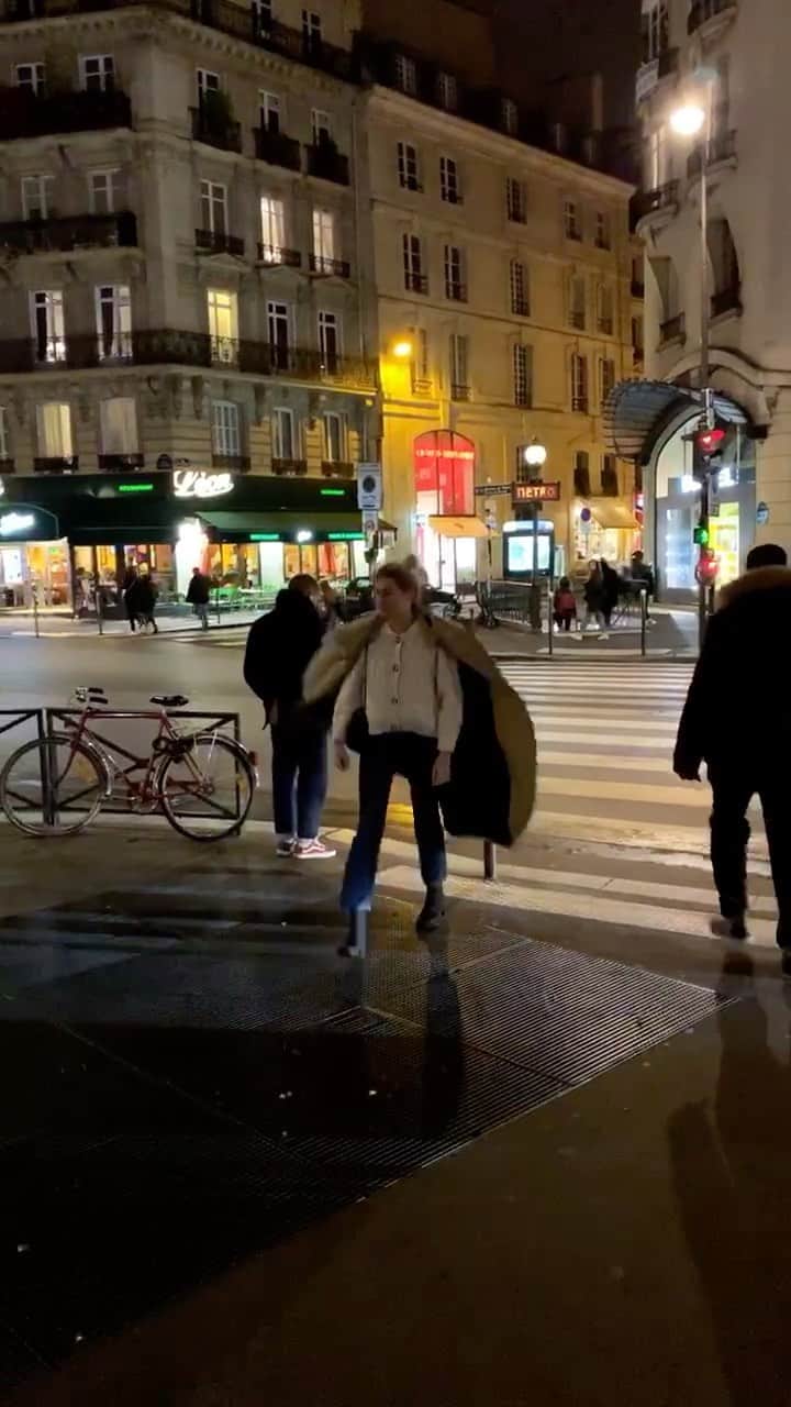 Camille Charriereのインスタグラム：「Desperate attempt to cling onto my 2022 resolutions」