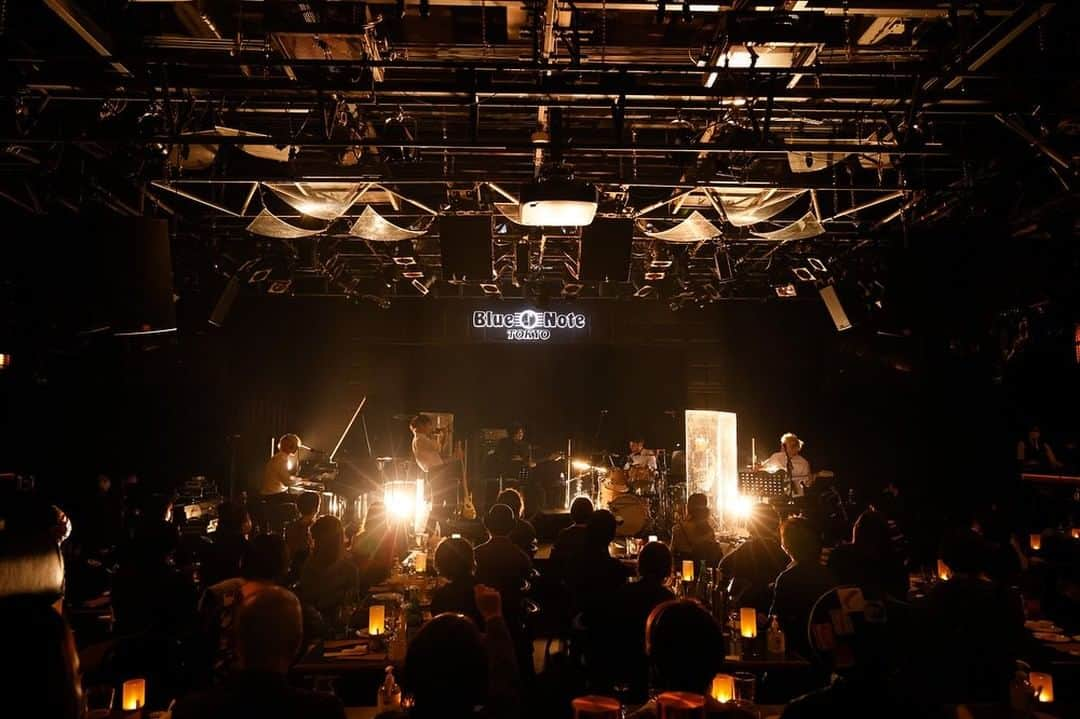 the HIATUSさんのインスタグラム写真 - (the HIATUSInstagram)「2022.01.25 Jive Turkey vol.6 BlueNote Tokyo Day1  photo by 三吉ツカサ @tsukasamiyoshi  #thehiatus」1月25日 23時12分 - the_hiatus_official