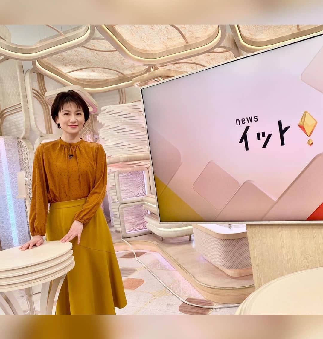 フジテレビ「プライムニュース イブニング」さんのインスタグラム写真 - (フジテレビ「プライムニュース イブニング」Instagram)「#イット ！放送中です   ●感染拡大で医療現場“パンク状態” ●木下元都議が初公判… ＃無免許 認める ●#ふるさと納税 #返礼品 にバレーのレシーブ体験 ●追跡スクープ！ #政治家を勝手に観察してみたら 年収1300万円超え…でも議会中に選挙の準備   #加藤綾子 @ayako_kato.official #榎並大二郎 @enami_daijiro   #木村拓也 @takuya.kimura0801   #梅津弥英子 @yaeko.umezu   #宮家邦彦   #ガチャピン @gachapin_official #三井良浩   #竹俣紅 @benitakemata_official #フジテレビ #アナウンサー 公式HP：https://www.fujitv.co.jp/livenews_it/ FNNプライムオンライン：https://www.fnn.jp/」1月25日 15時57分 - livenews_it