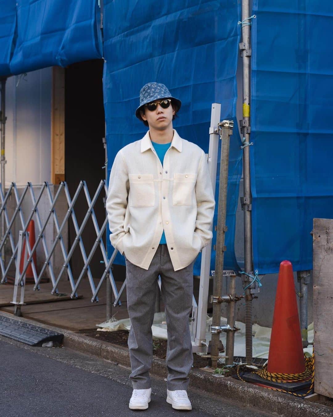 片岡千之助のインスタグラム：「とある日の表参道。 稽古終わりにぶらぶらと。  #最近お気に入りのサングラス」