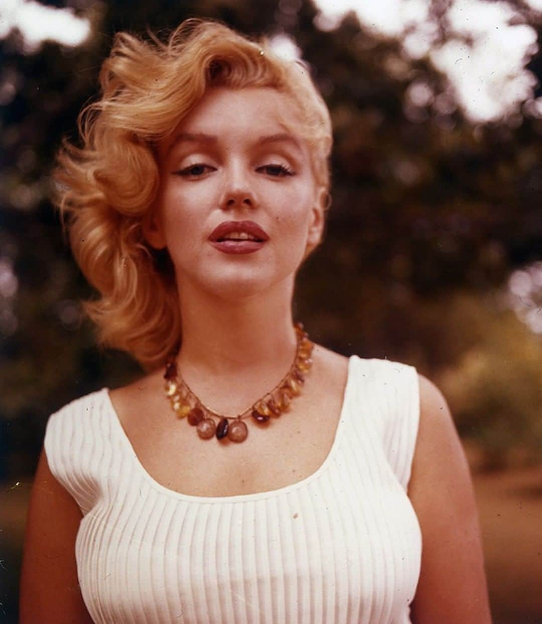 マリリン・モンローさんのインスタグラム写真 - (マリリン・モンローInstagram)「She had the most beautiful smile ❤️」1月26日 7時09分 - welovemarilyn